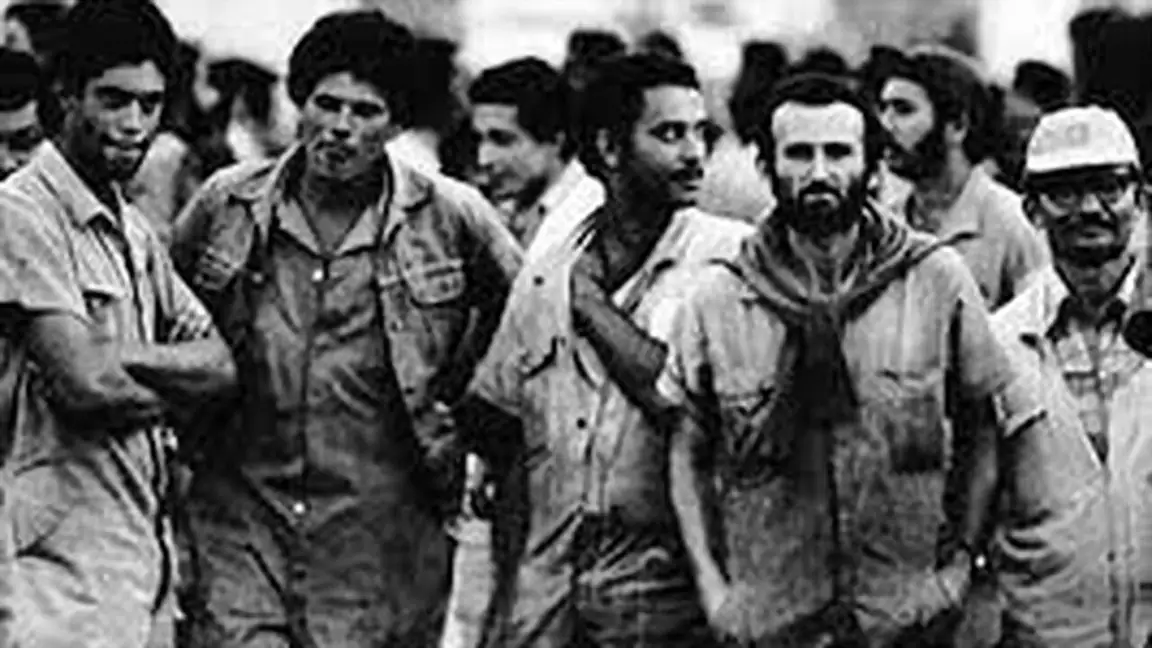 Braços Cruzados, Máquinas Paradas (1979)