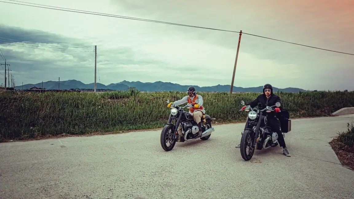 Cena da série Road Trip em Duas Rodas Coreia