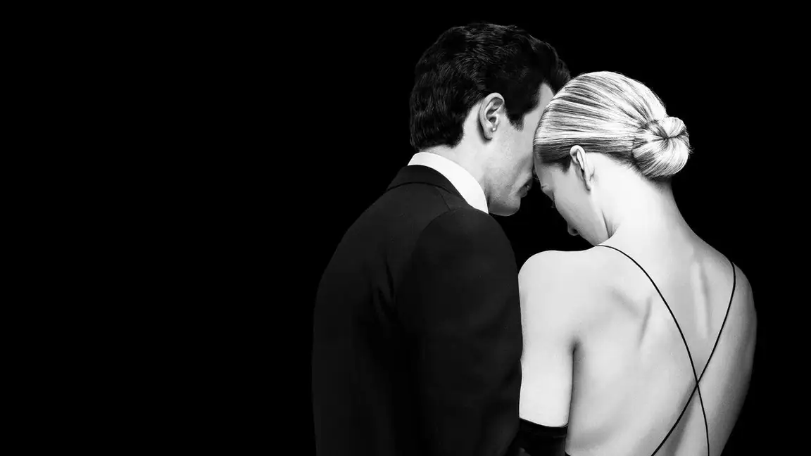 Cena da série Historia de Amor John F Kennedy Jr e Carolyn Bessette