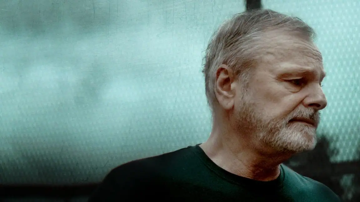 Cena da série Policial ou Bandido: O Enigma de Eirik Jensen