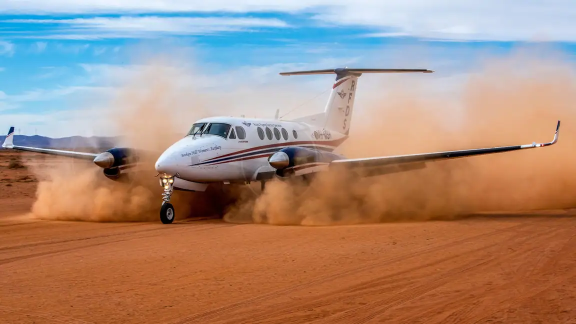 Cena da série RFDS Royal Flying Doctor Service