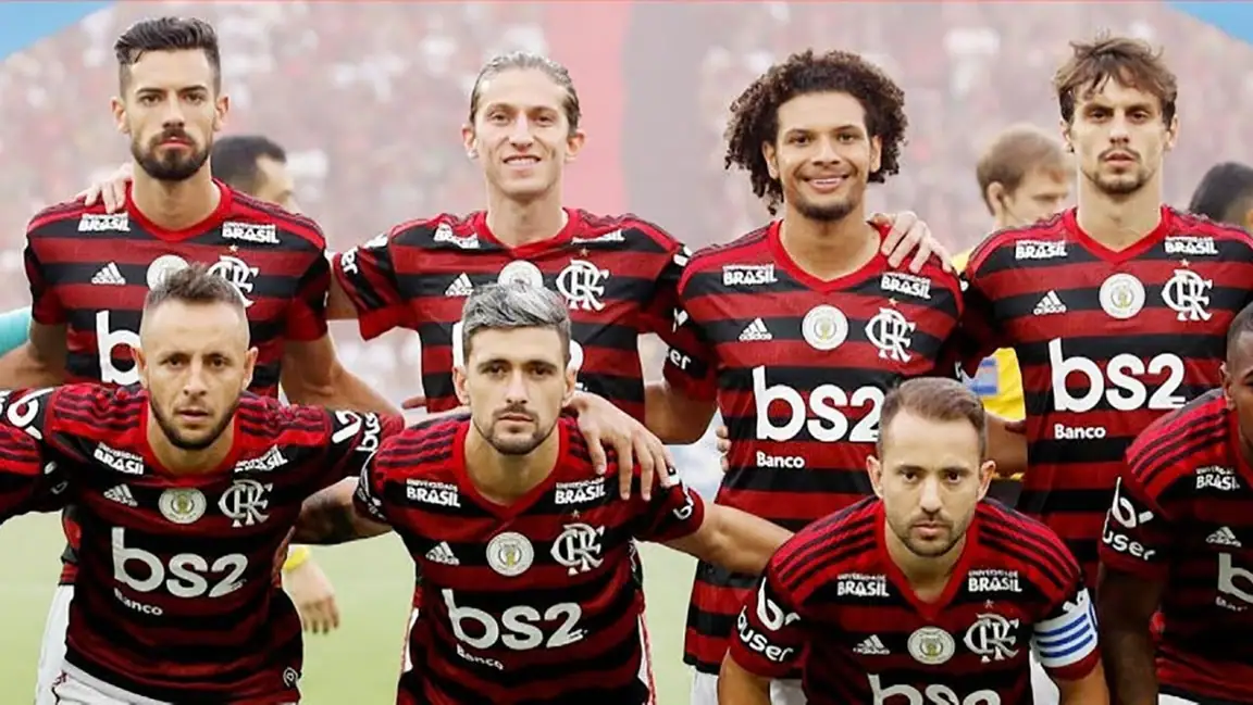 Cena da série A Reinvencao do Flamengo