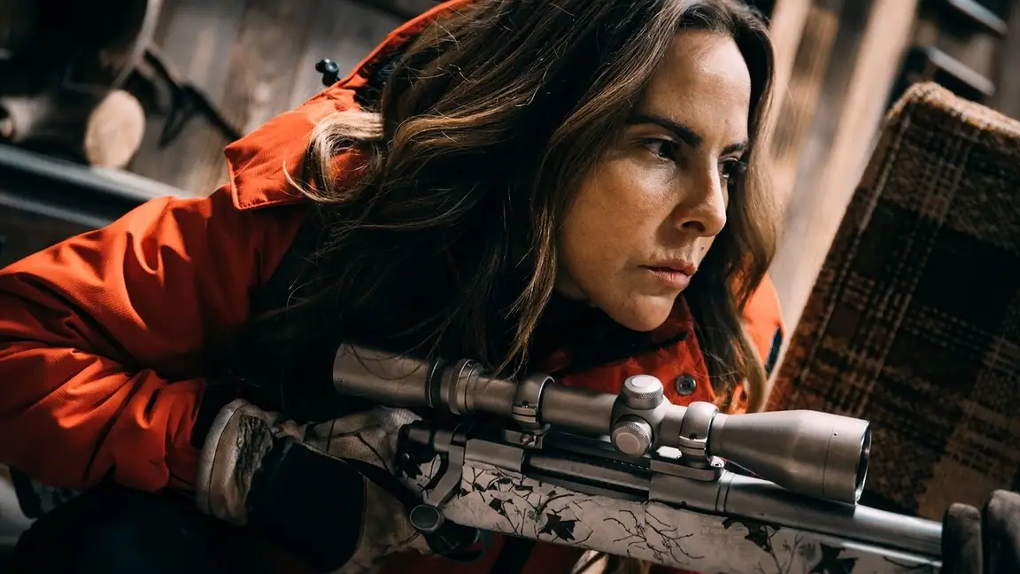 Caçando Ava Bravo (2022)