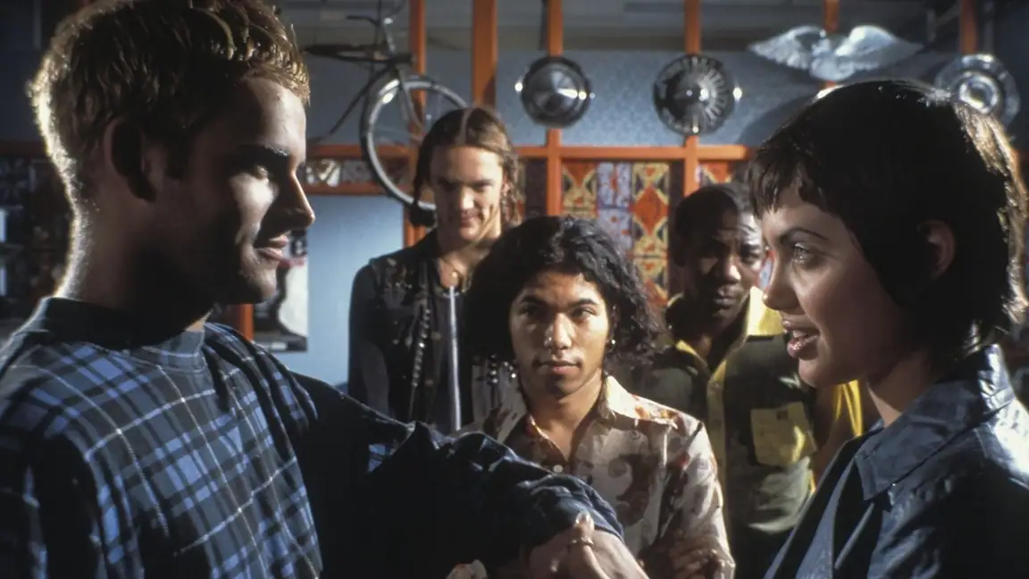 Hackers: Piratas de Computador (1995)