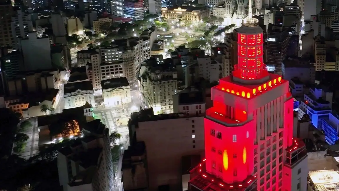 Cena da série Brasil Visto de Cima a Noite