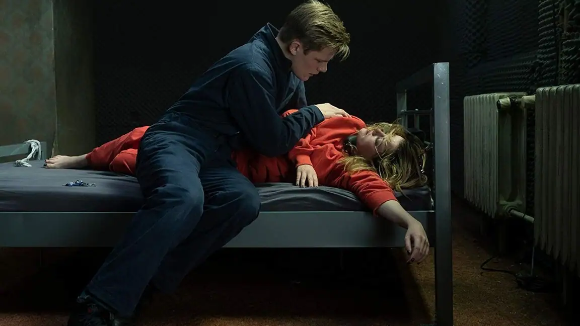 Sequestrando Stella (2019)