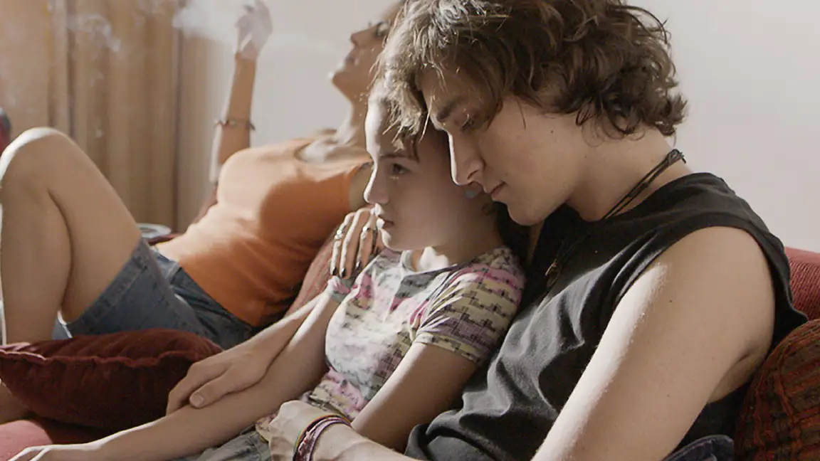 Mãe Só Há Uma (2016)