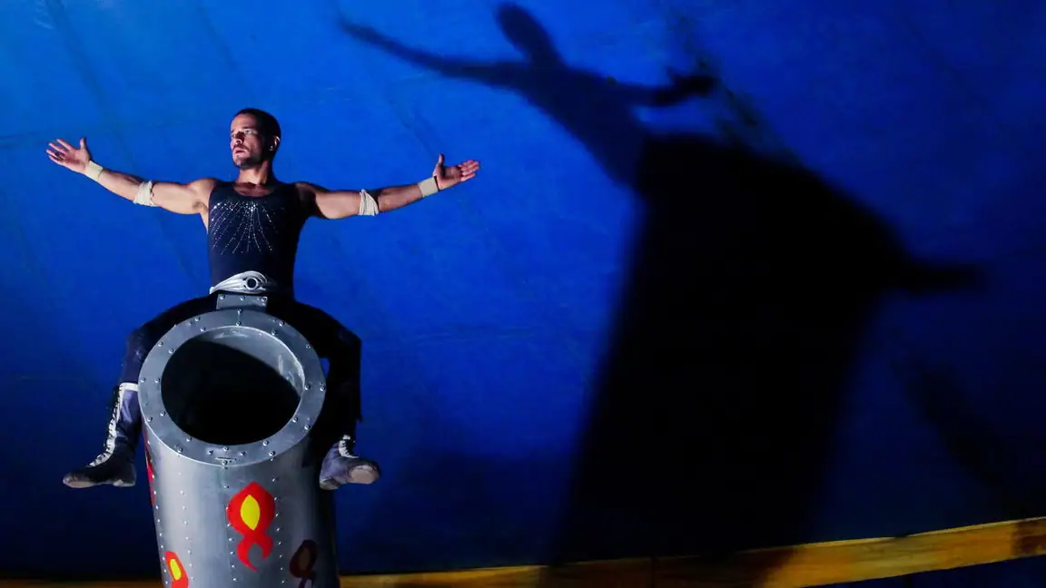 Sangue Azul (2014)