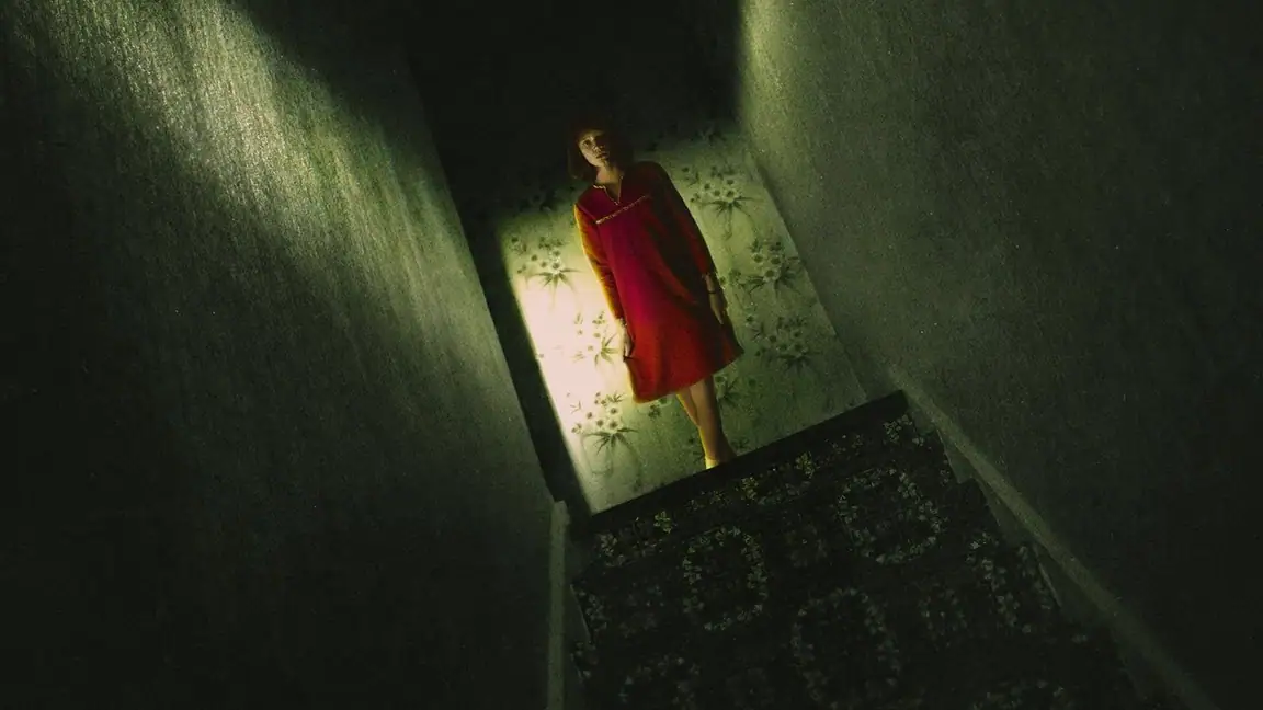 Cena da série O Poltergeist de Enfield
