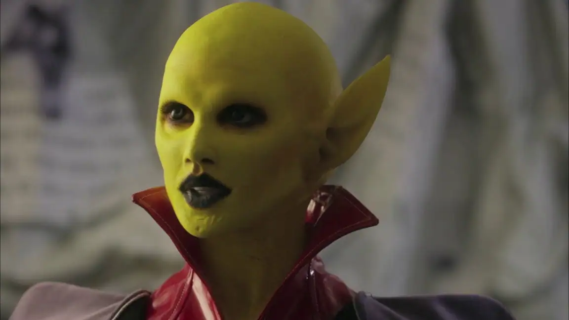 Tem Alienígenas no meu Quarto (2018)