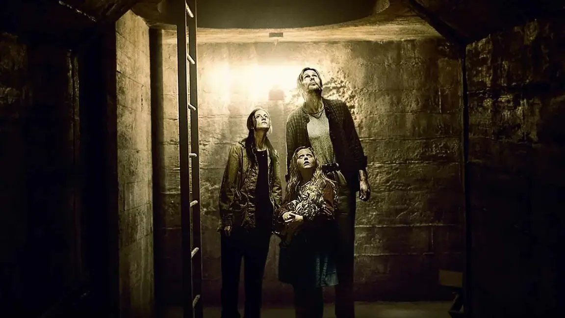 Escondidos (2015)