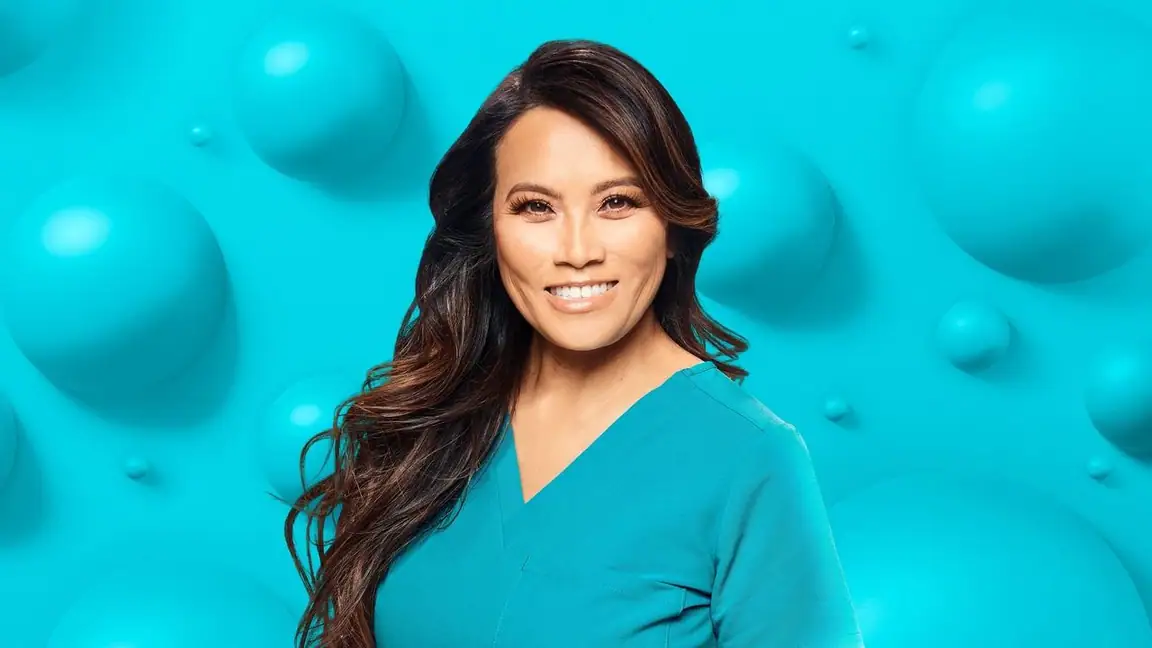 Cena da série Dra. Sandra Lee: A Rainha dos Cravos