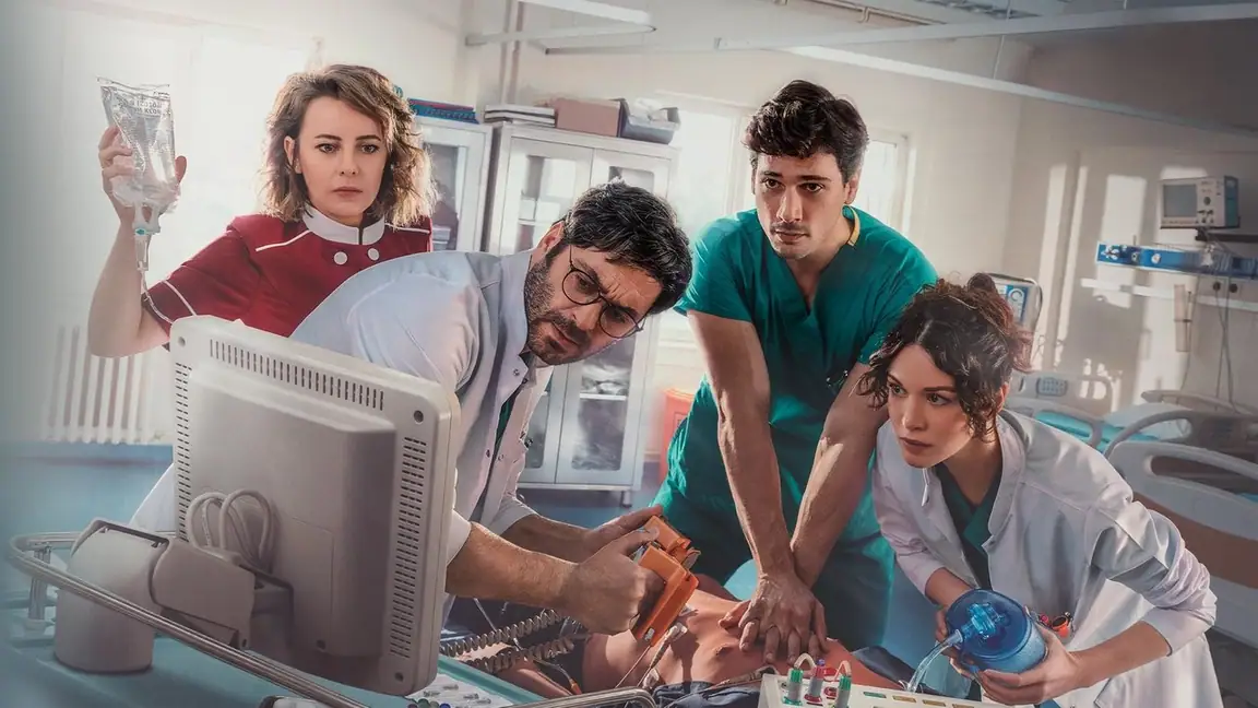 Cena da série The Town Doctor