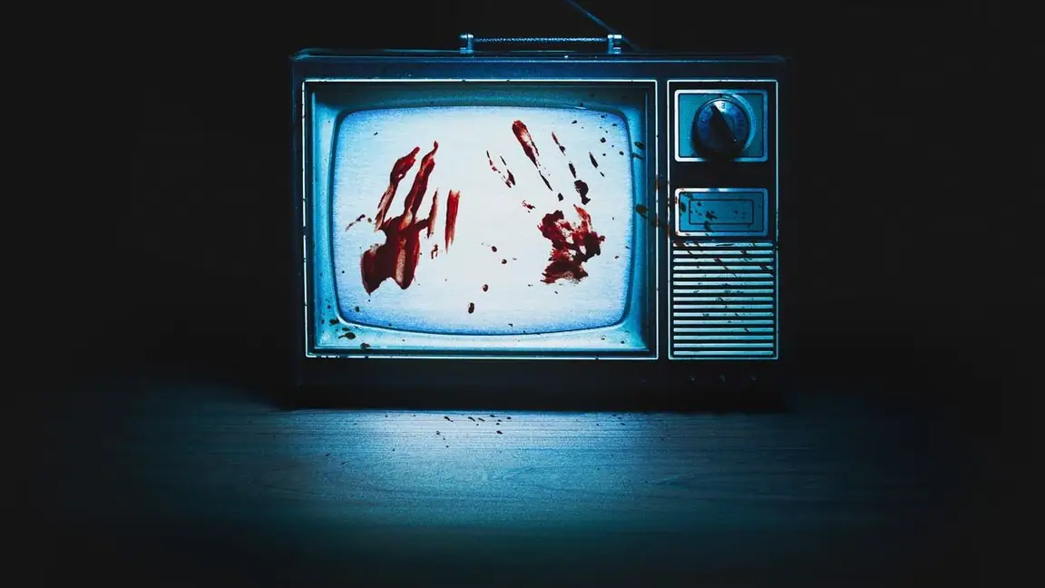 Cena da série Bandidos na TV