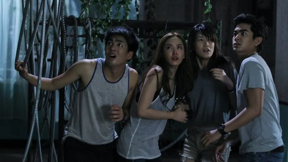 Uma Noite Maldita (2013)