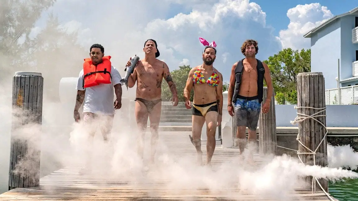 Jackass – Nadando com Tubarões (2021)