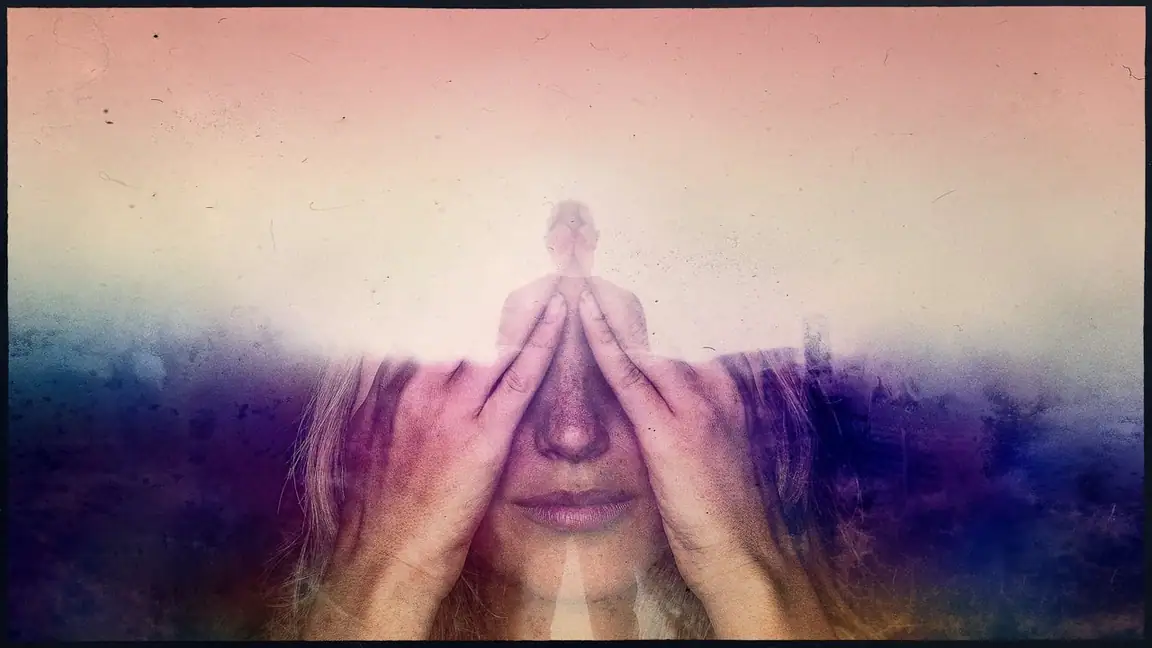 Cena da série Seduced: Inside the NXIVM Cult