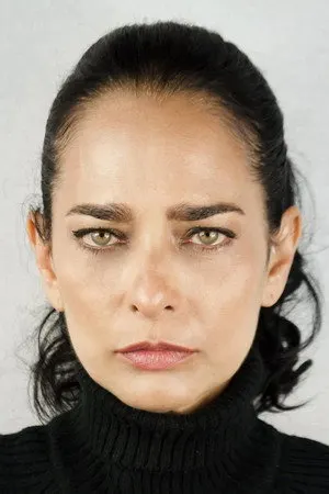 Jacqueline Arenal