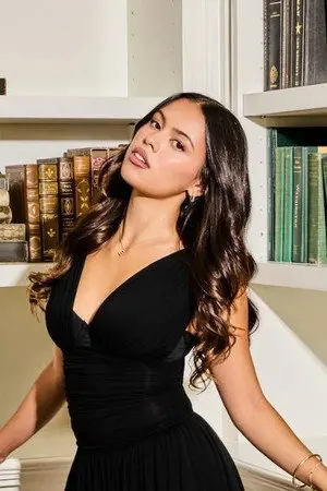 Emma Medrano