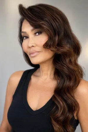 Tia Carrere