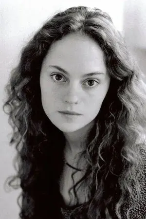 Angela Bettis