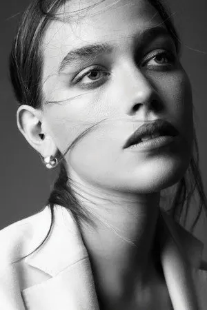 Victoria Pedretti