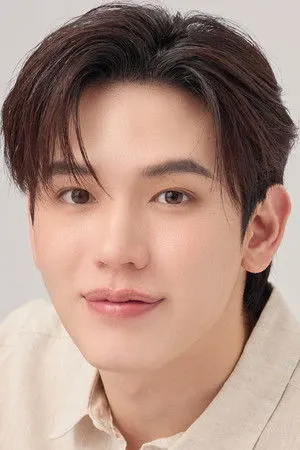 New Thitipoom Techa-apaikhun