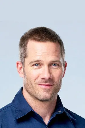 Luke Macfarlane