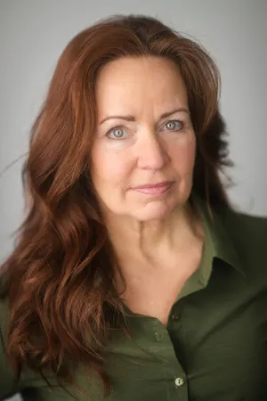 Deanna Mae Lloyd