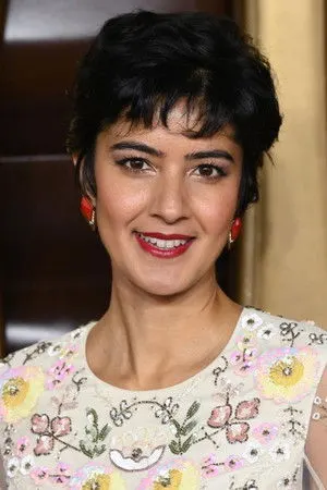 Rakhee Thakrar