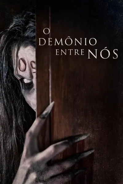Pôster de O Demônio Entre Nós (2023) leg